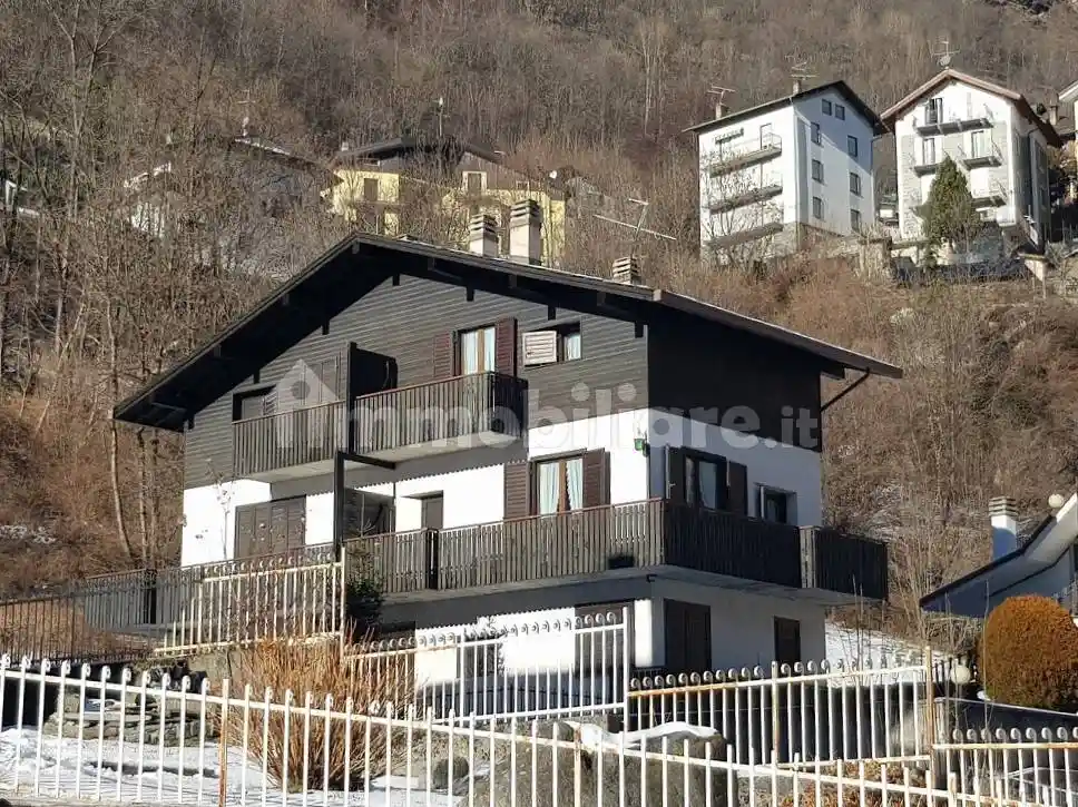 Appartamento in vendita a Chiesa in Valmalenco