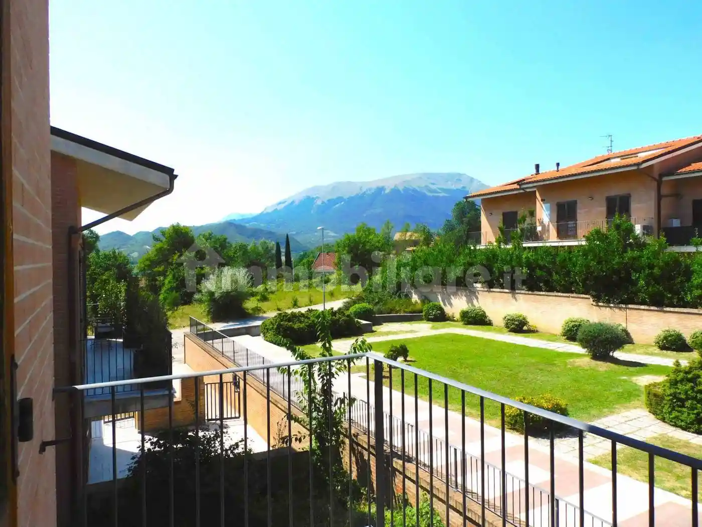 Casa indipendente in vendita a Sarnano