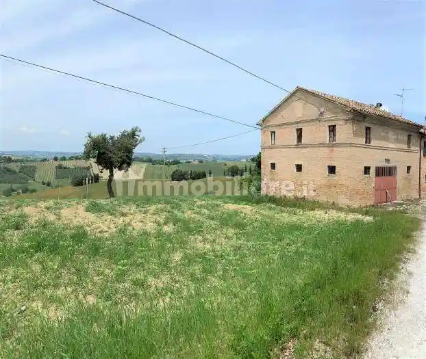 Rustico - Casale in vendita a Ostra