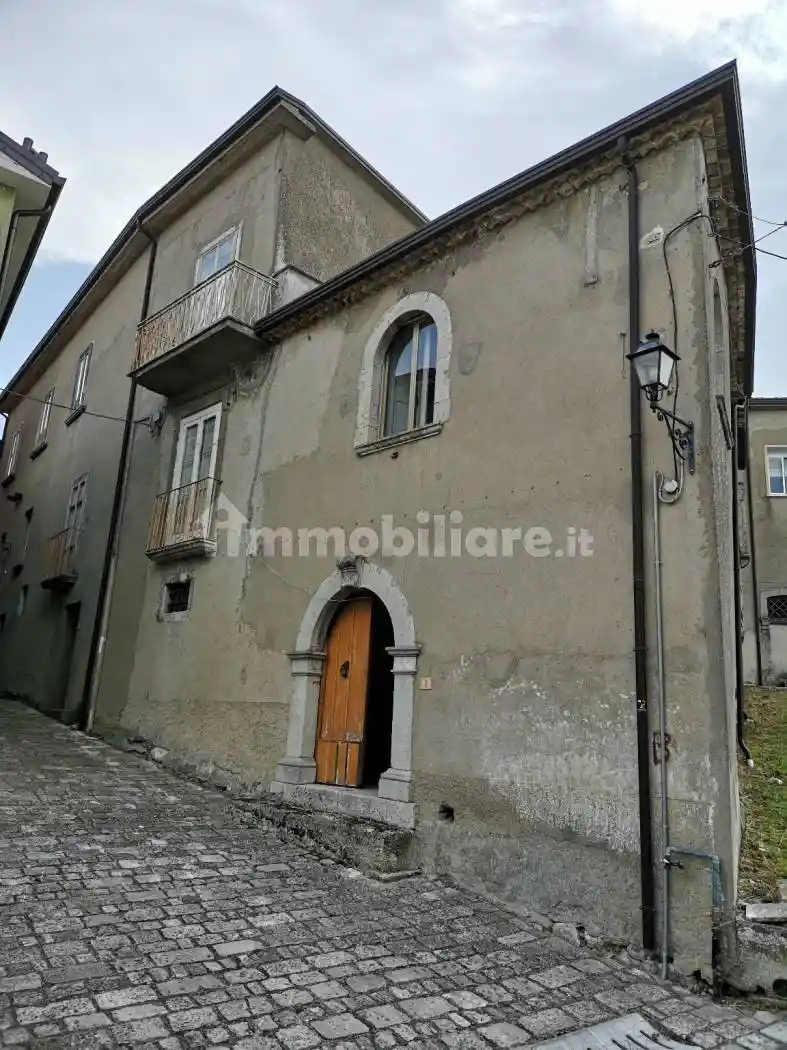 Terratetto unifamiliare via Gabriele D'Annunzio 2, Centro, Colle Sannita - foto 3