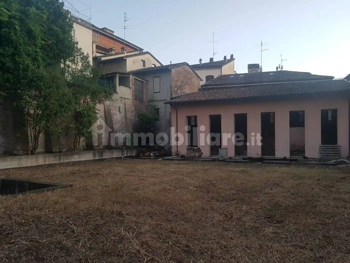 Casa indipendente in vendita a Piacenza
