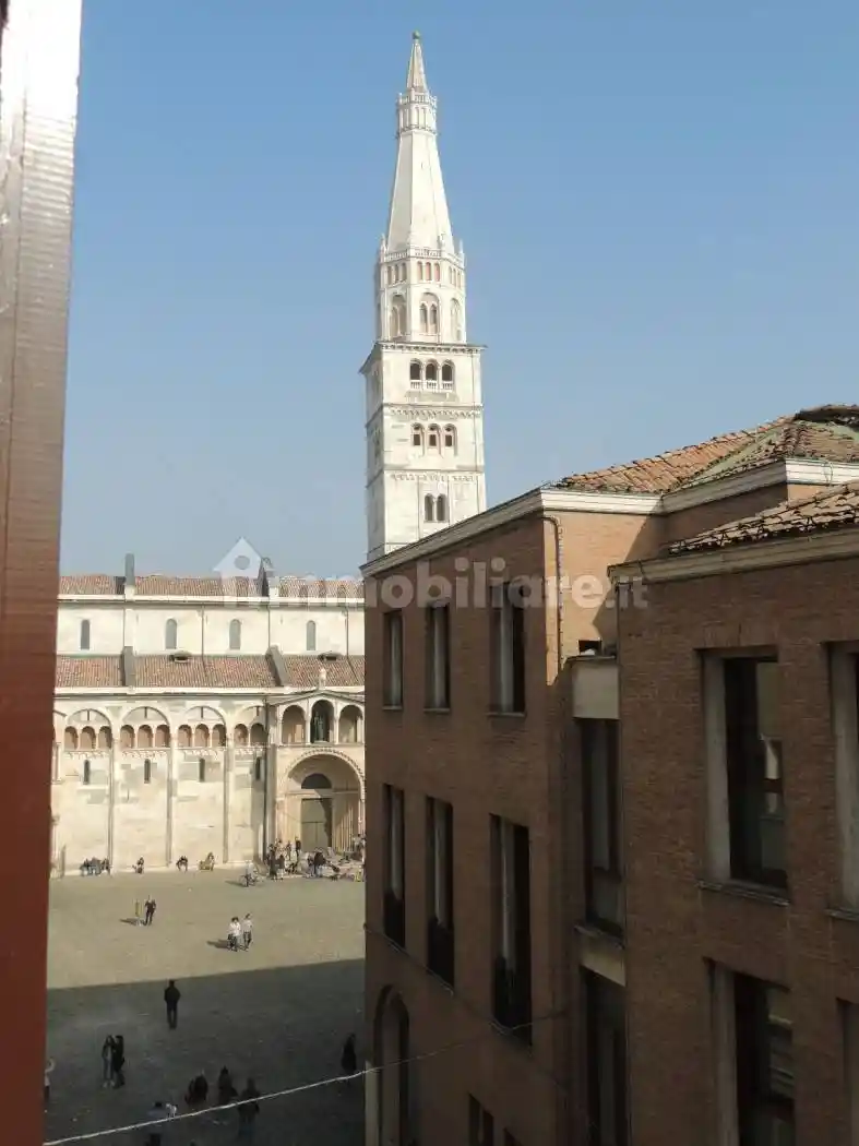 Appartamento in affitto a Modena