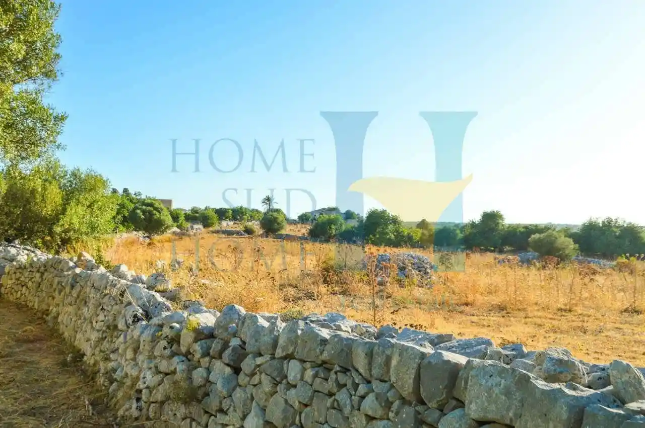 Palazzo - Edificio in vendita a Rosolini