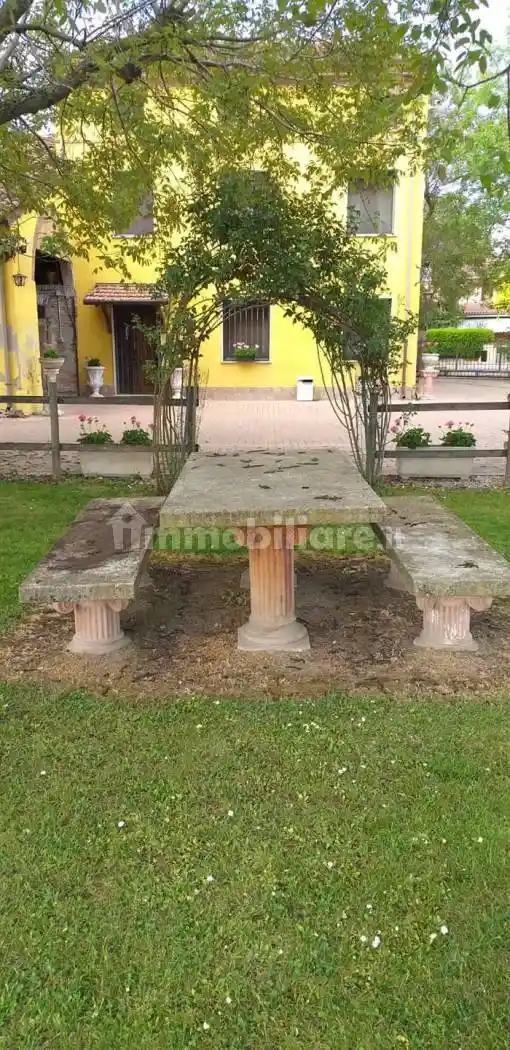 Rustico - Casale in vendita a Quistello