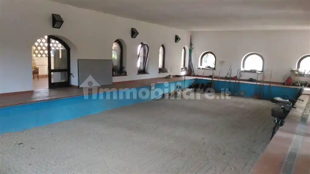 Rustico - Casale in vendita a San Giorgio Bigarello