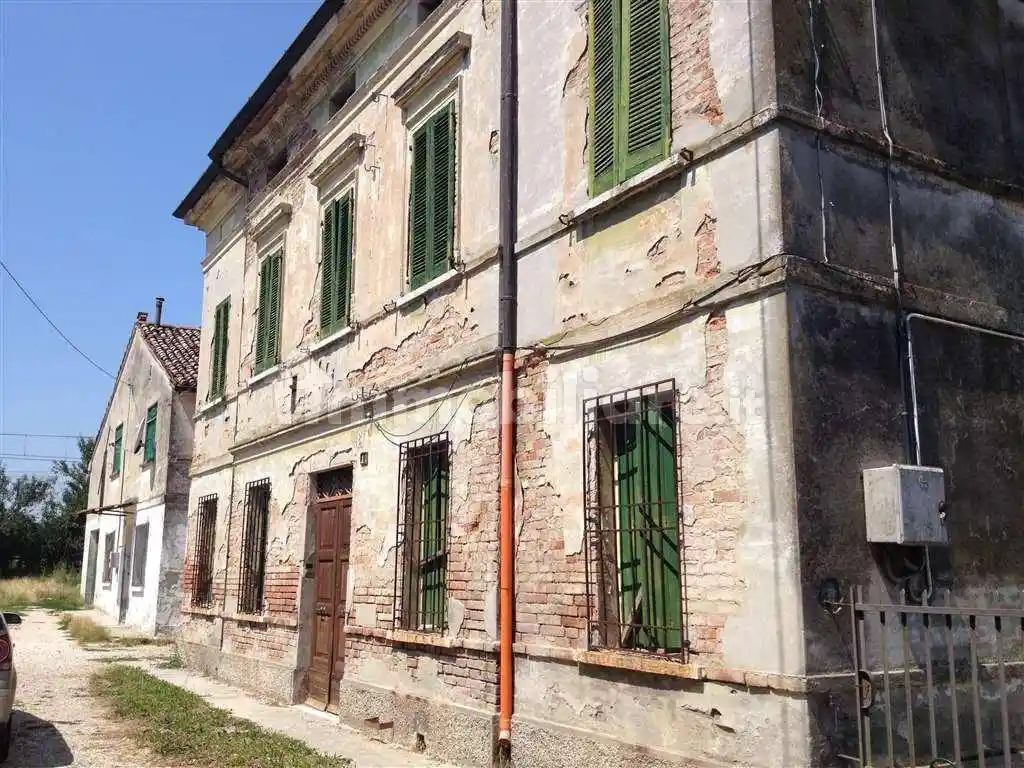 Casa indipendente in vendita a Suzzara