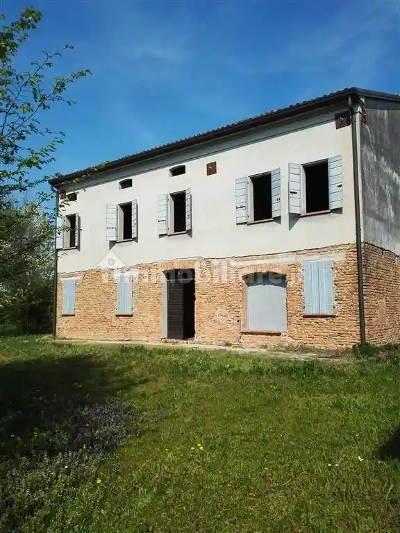 Rustico - Casale in vendita a Reggiolo