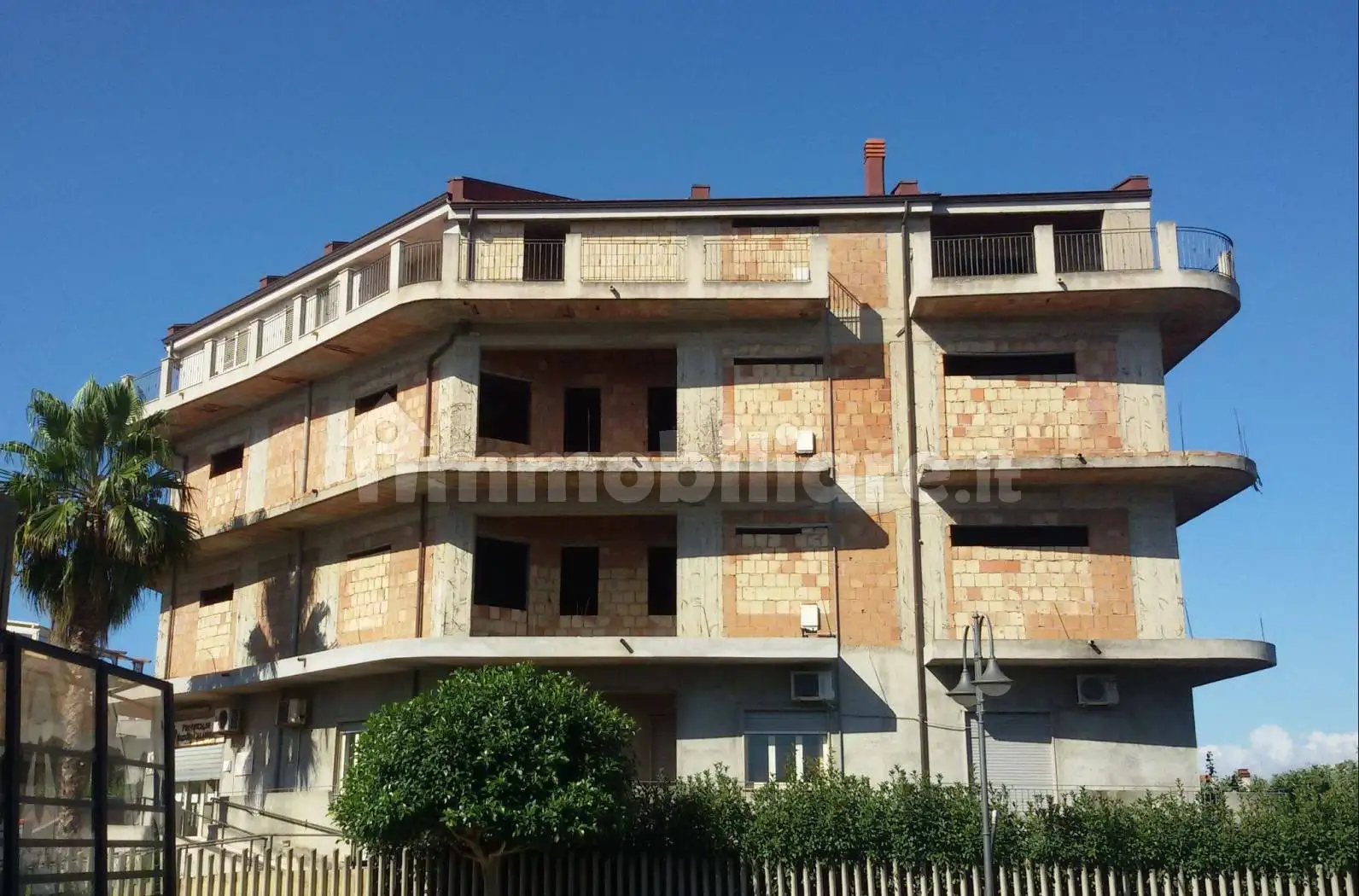 Appartamento in vendita a Caulonia