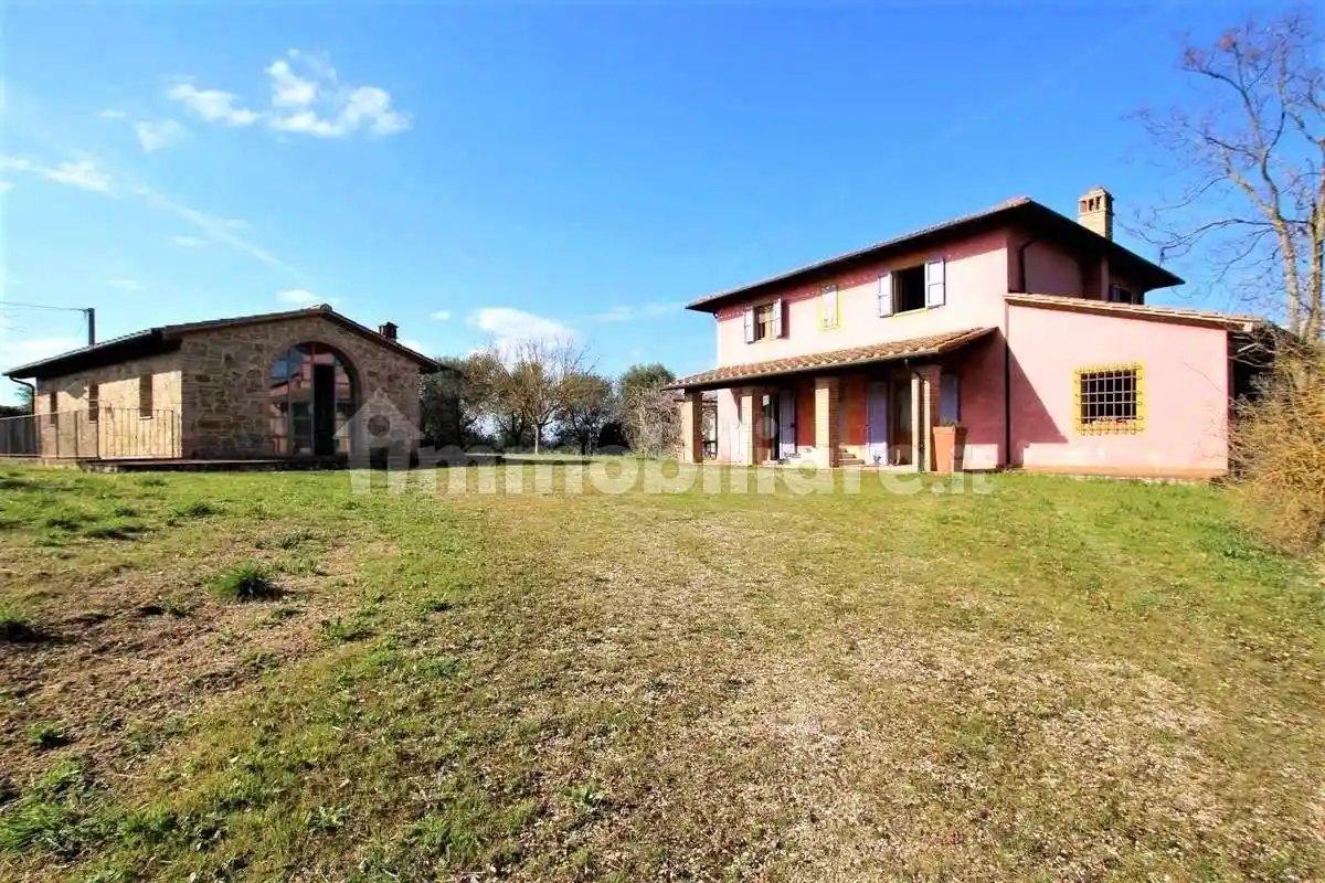 Rustico - Casale in vendita a Gambassi Terme