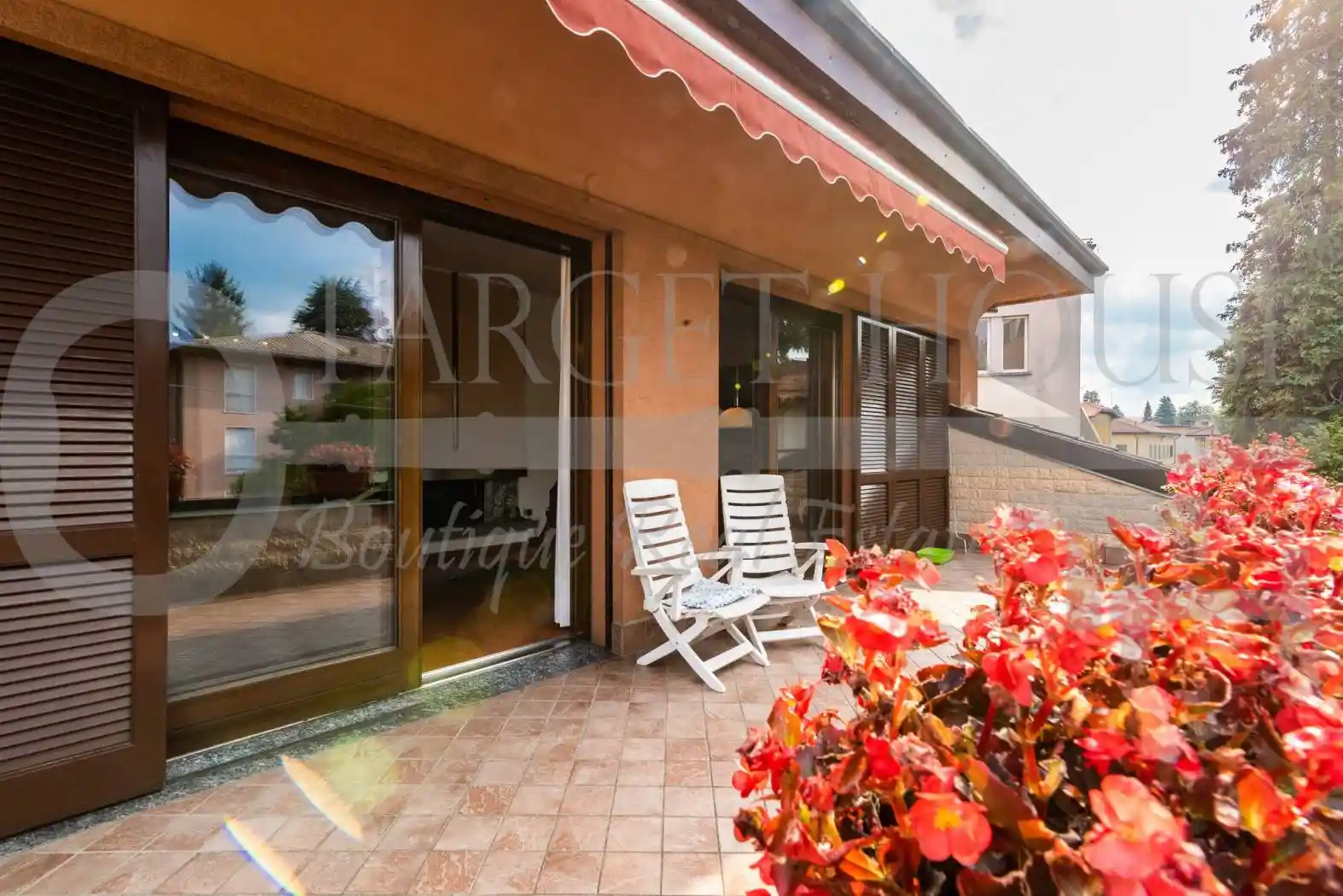 Palazzo - Edificio in vendita a Fino Mornasco