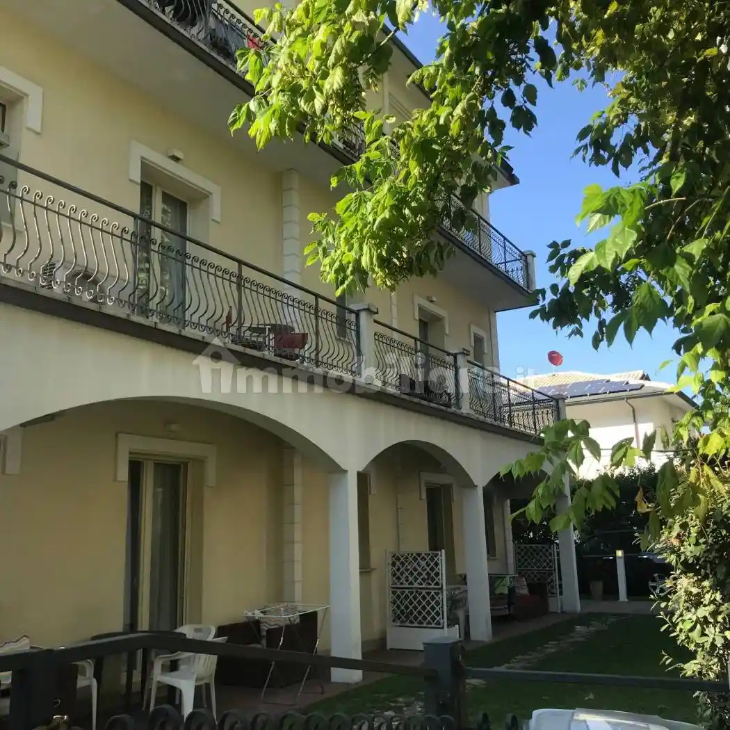 Palazzo - Edificio - foto 2