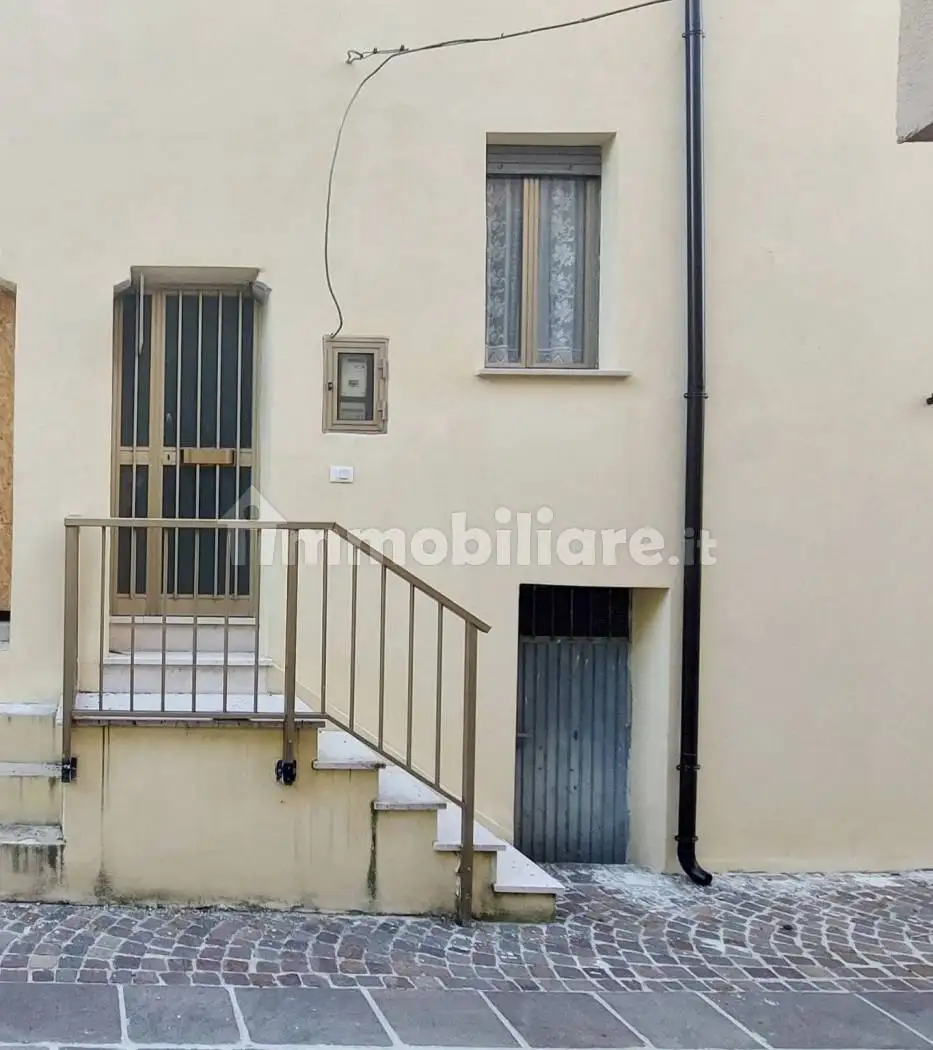 Terratetto unifamiliare via Piano, Castel Castagna - foto 2