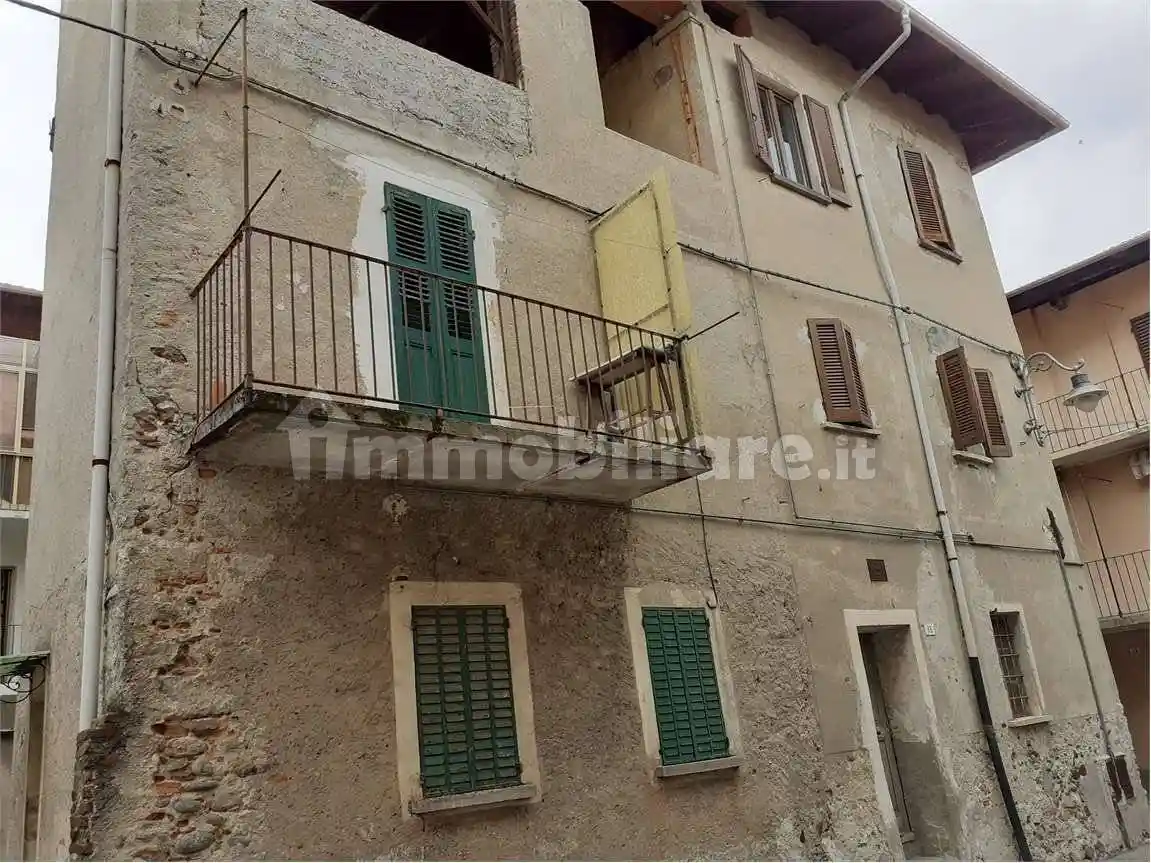 Villetta a schiera in vendita a Serravalle Sesia