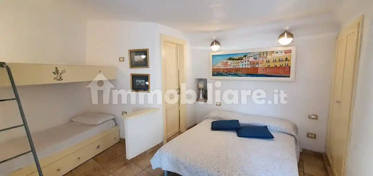 Appartamento in vendita a Ponza