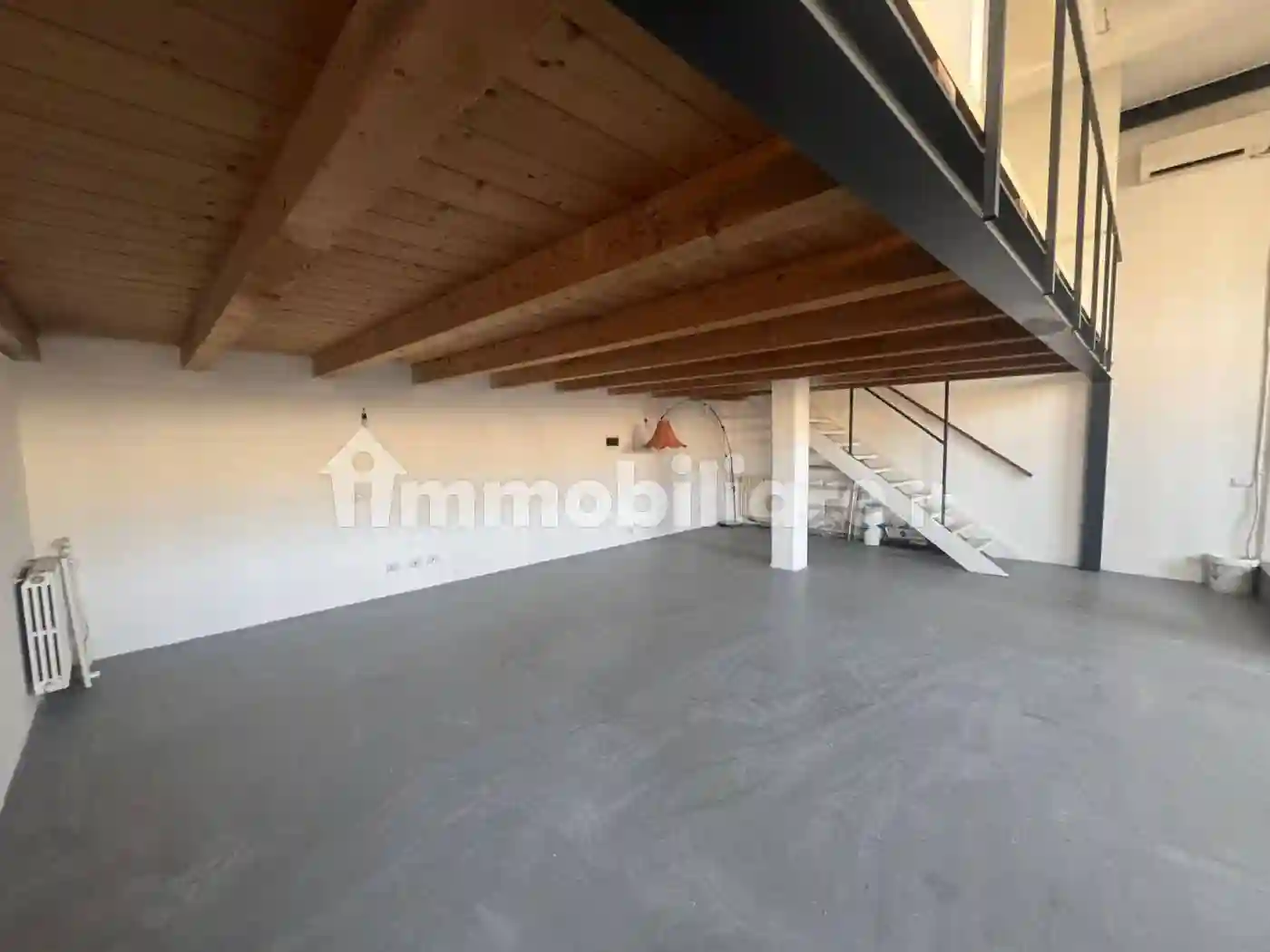 Loft - foto 4
