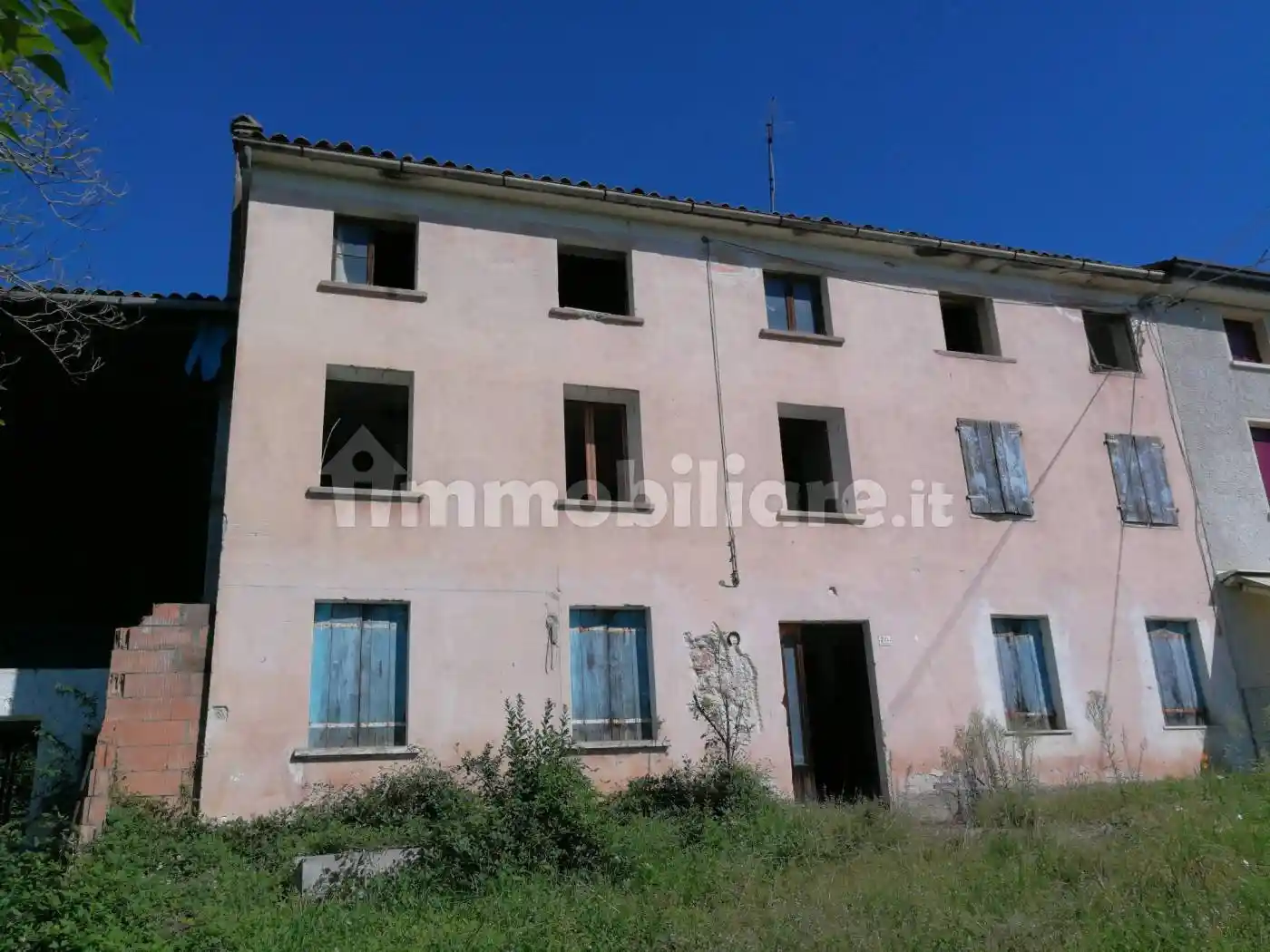 Rustico - Casale in vendita a Borso del Grappa