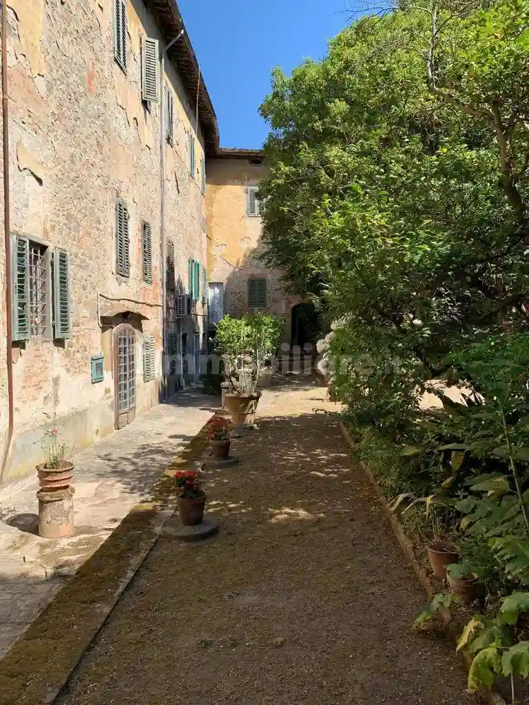 Palazzo - Edificio - foto 2