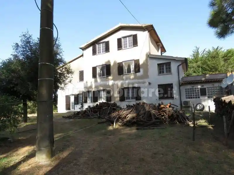 Villa in vendita a Riparbella