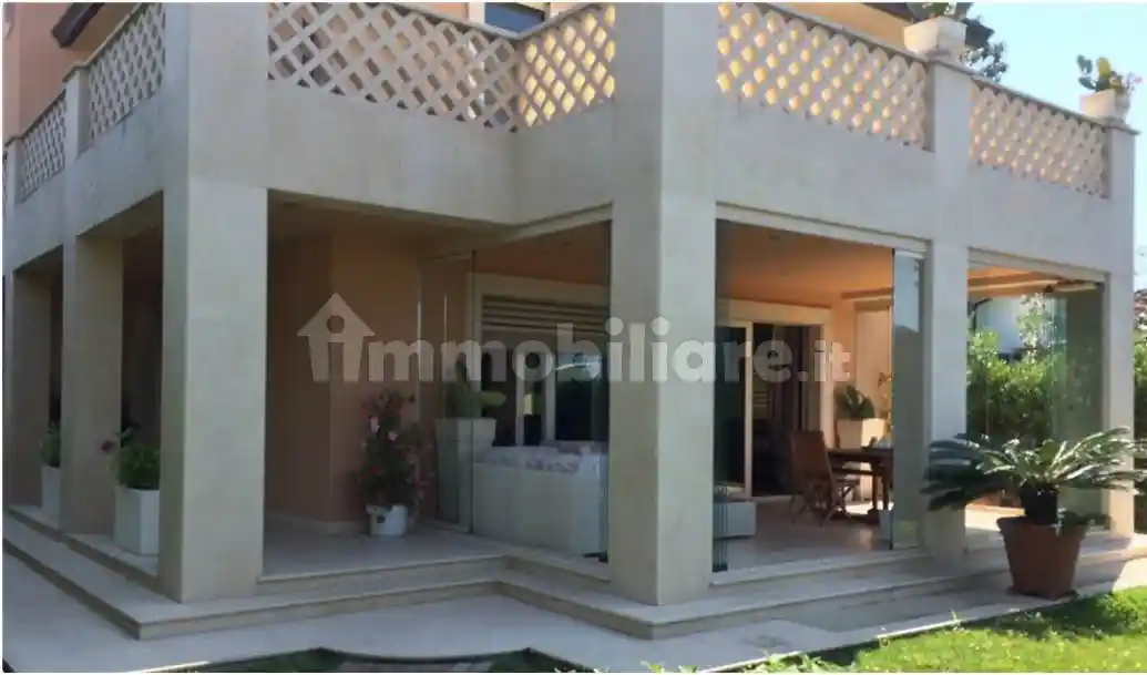 Villa in vendita a Forte dei Marmi