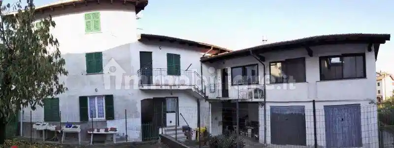 Casa indipendente in vendita a Bosio