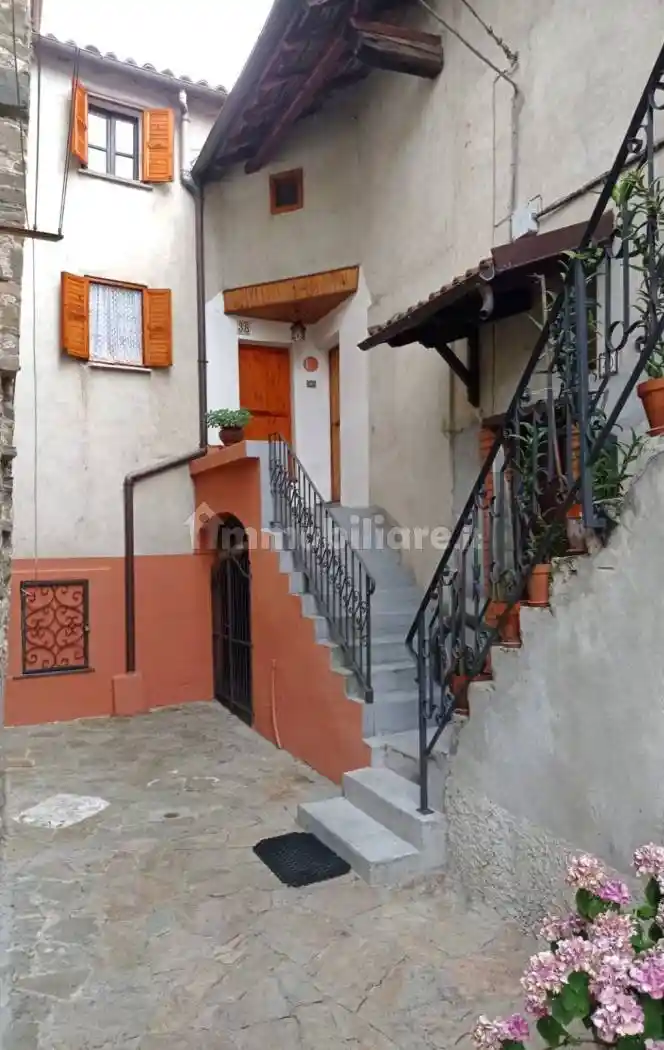 Casa indipendente in vendita a Mornese