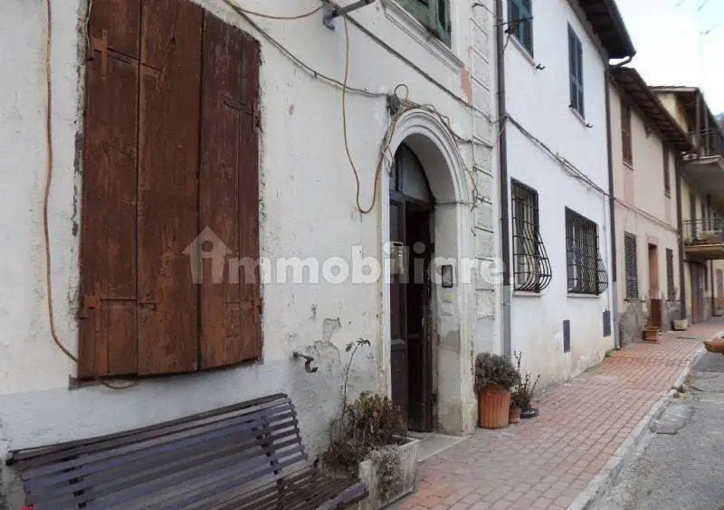 Appartamento in vendita a Carsoli