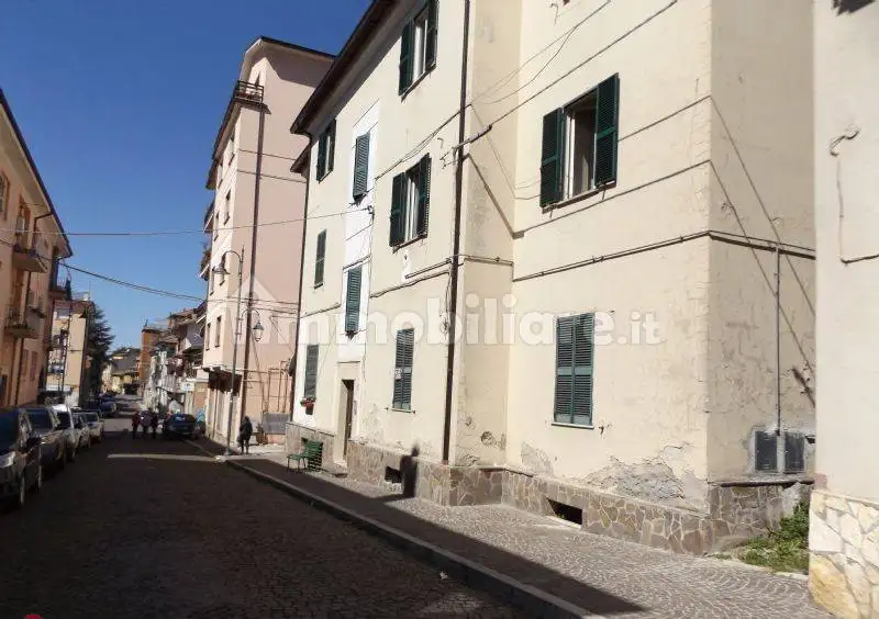 Appartamento in vendita a Carsoli