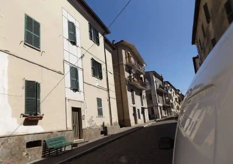 Quadrilocale via Valeria, Centro, Carsoli - foto 2