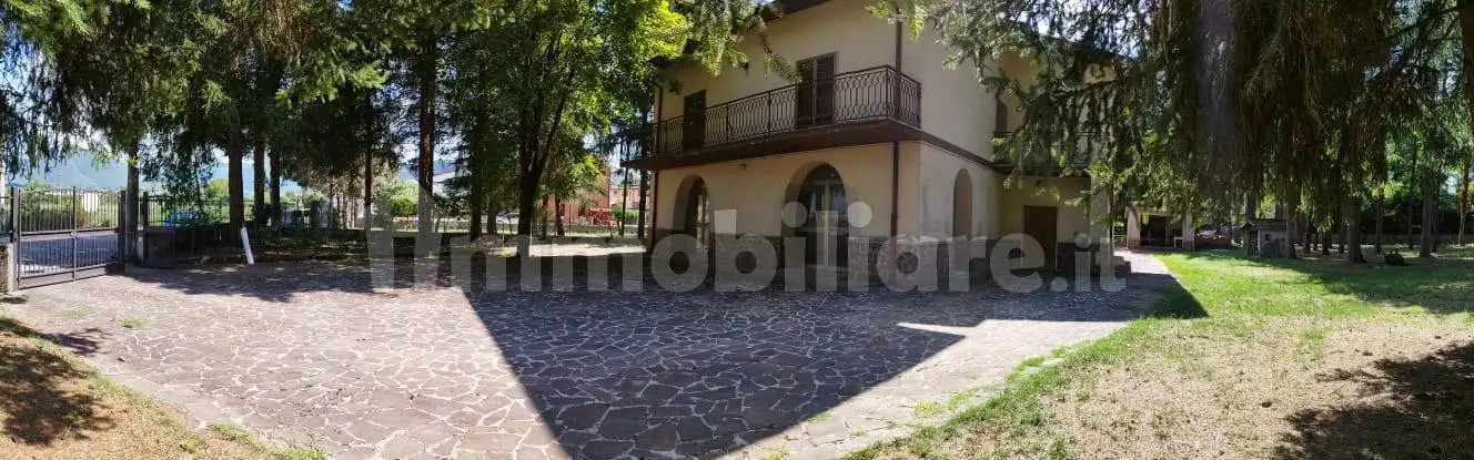 Villa in vendita a Oricola