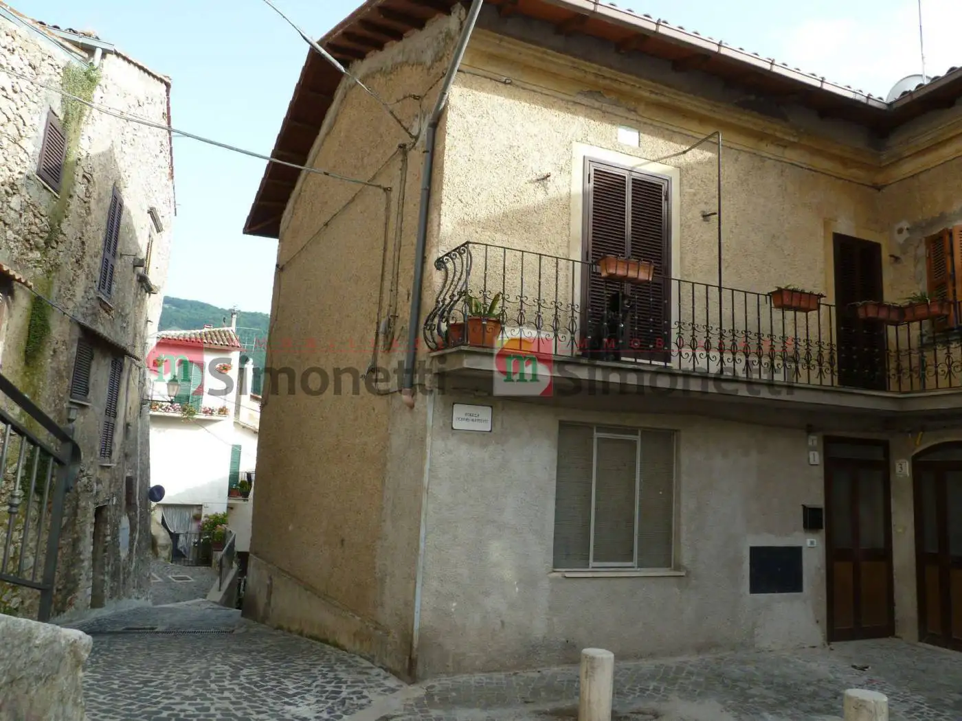 Casa indipendente in vendita a Pereto