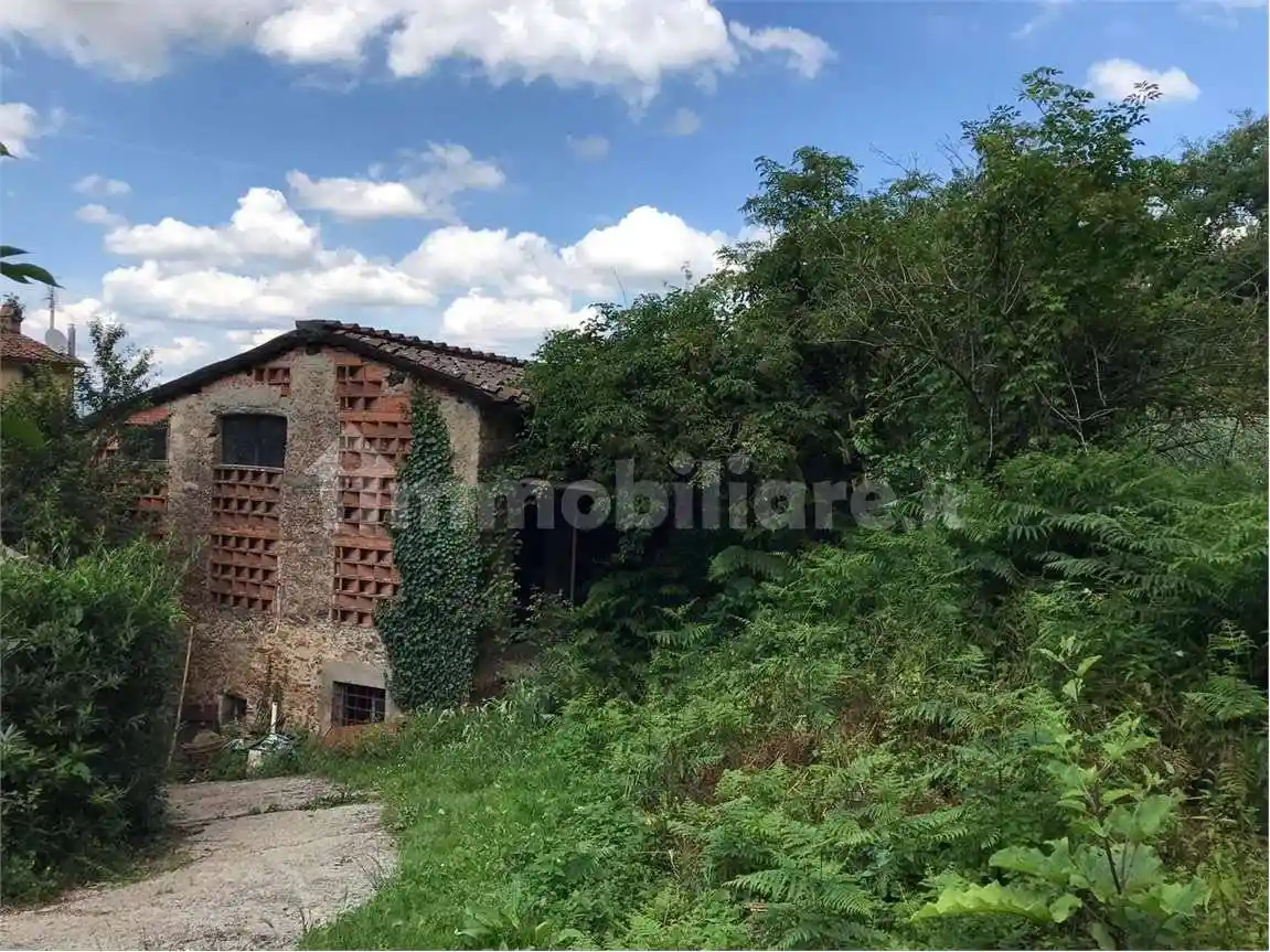 Rustico - Casale in vendita a Capannori