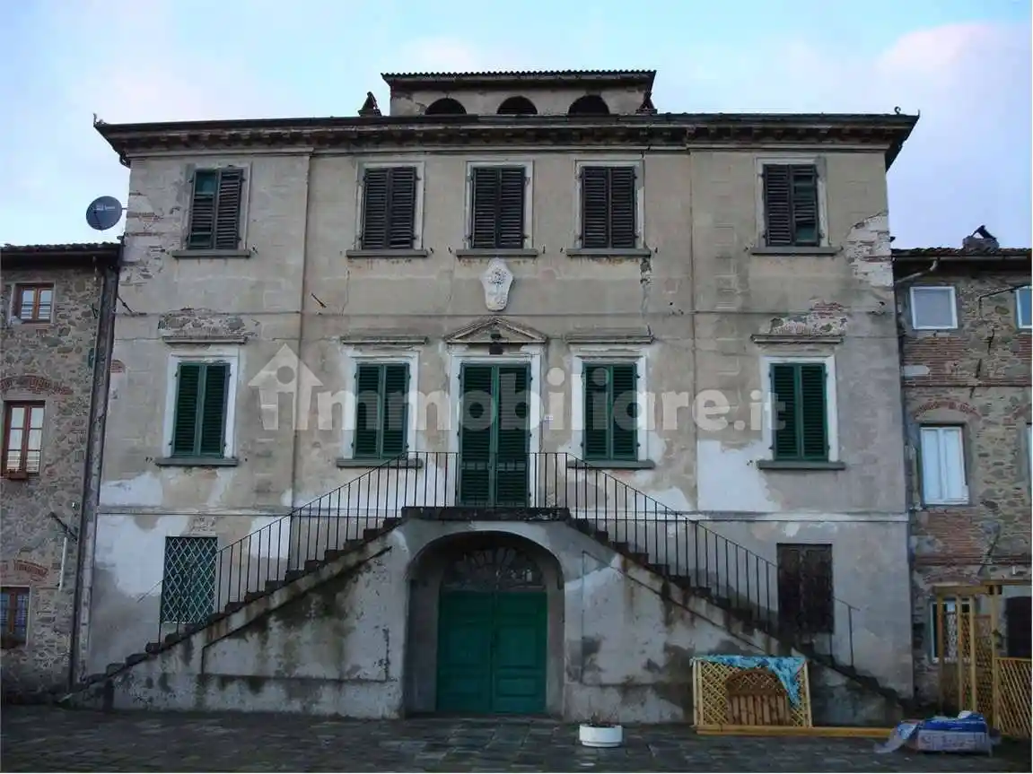 Palazzo - Edificio in vendita a Porcari