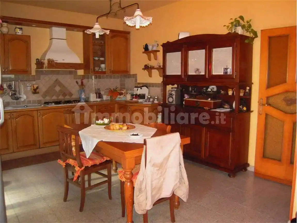 Casa indipendente in vendita a Ponte Buggianese