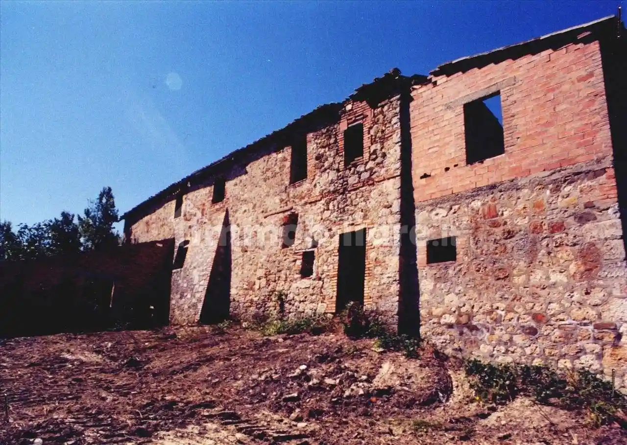 Rustico - Casale in vendita a Sarteano