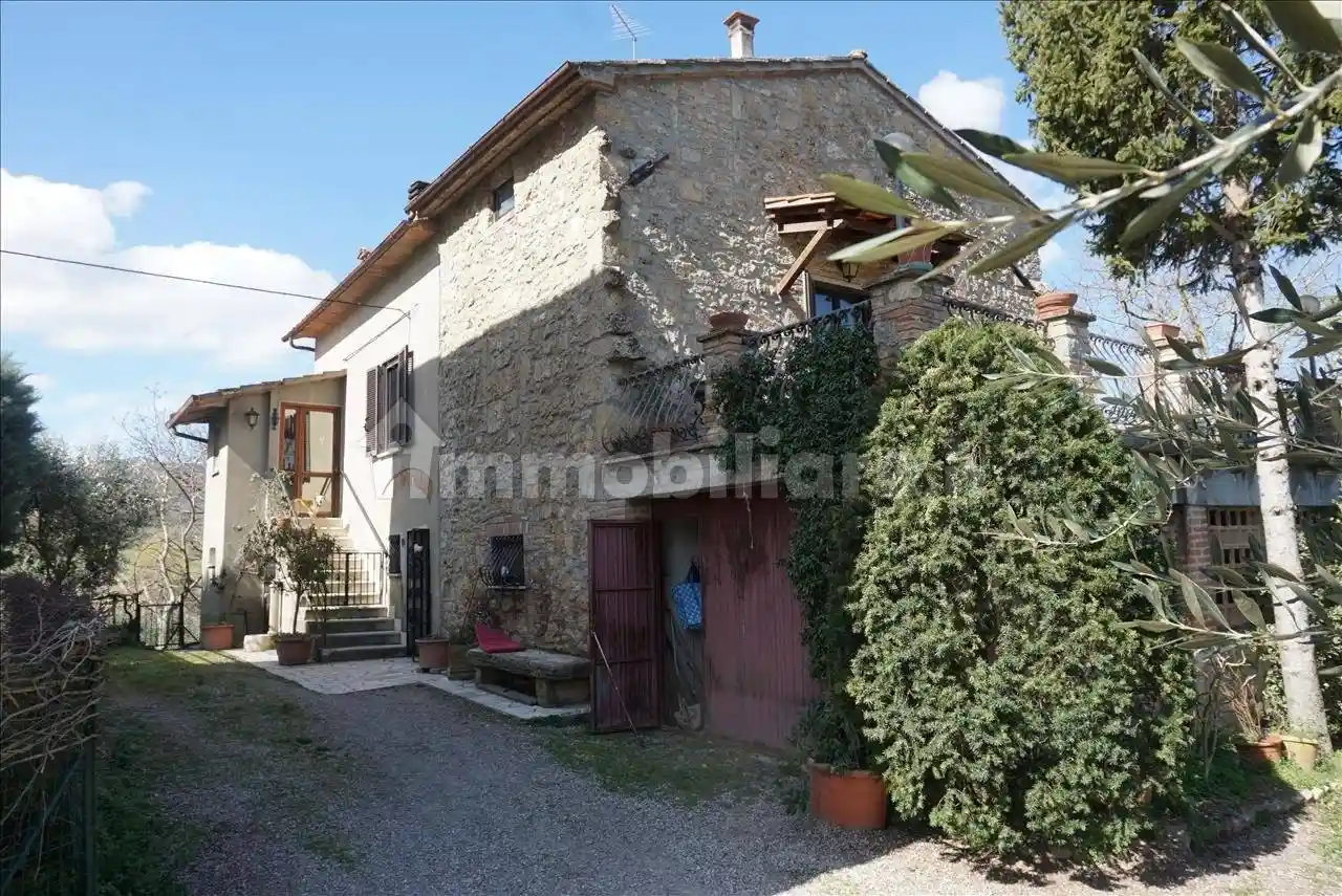 Rustico - Casale in vendita a Sarteano