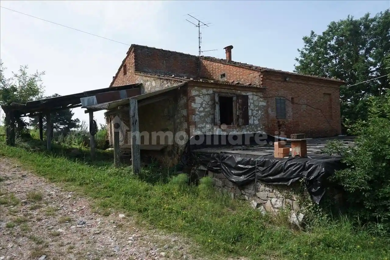 Rustico - Casale in vendita a Trequanda