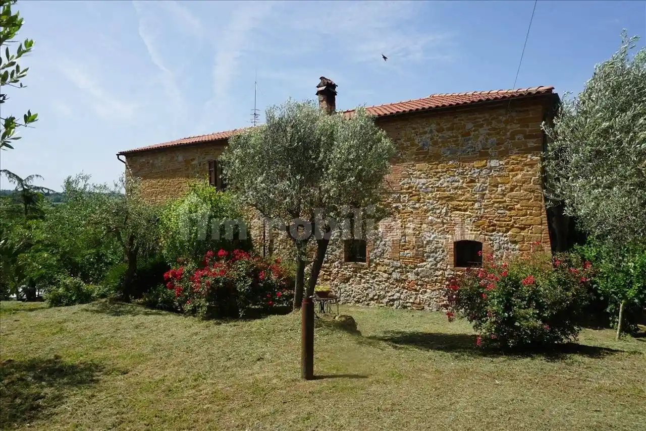 Rustico - Casale in vendita a Trequanda