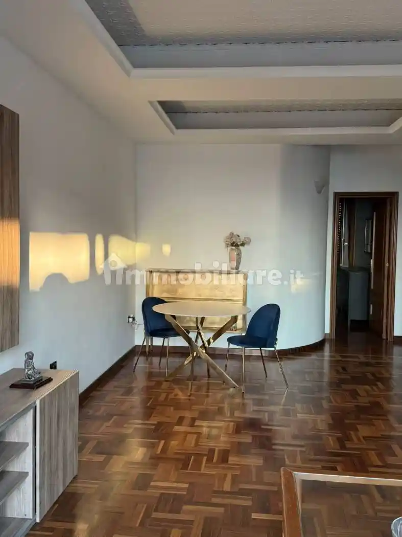 Trilocale corso Giuseppe Garibaldi 187, Centro Storico, Reggio Calabria - foto 4