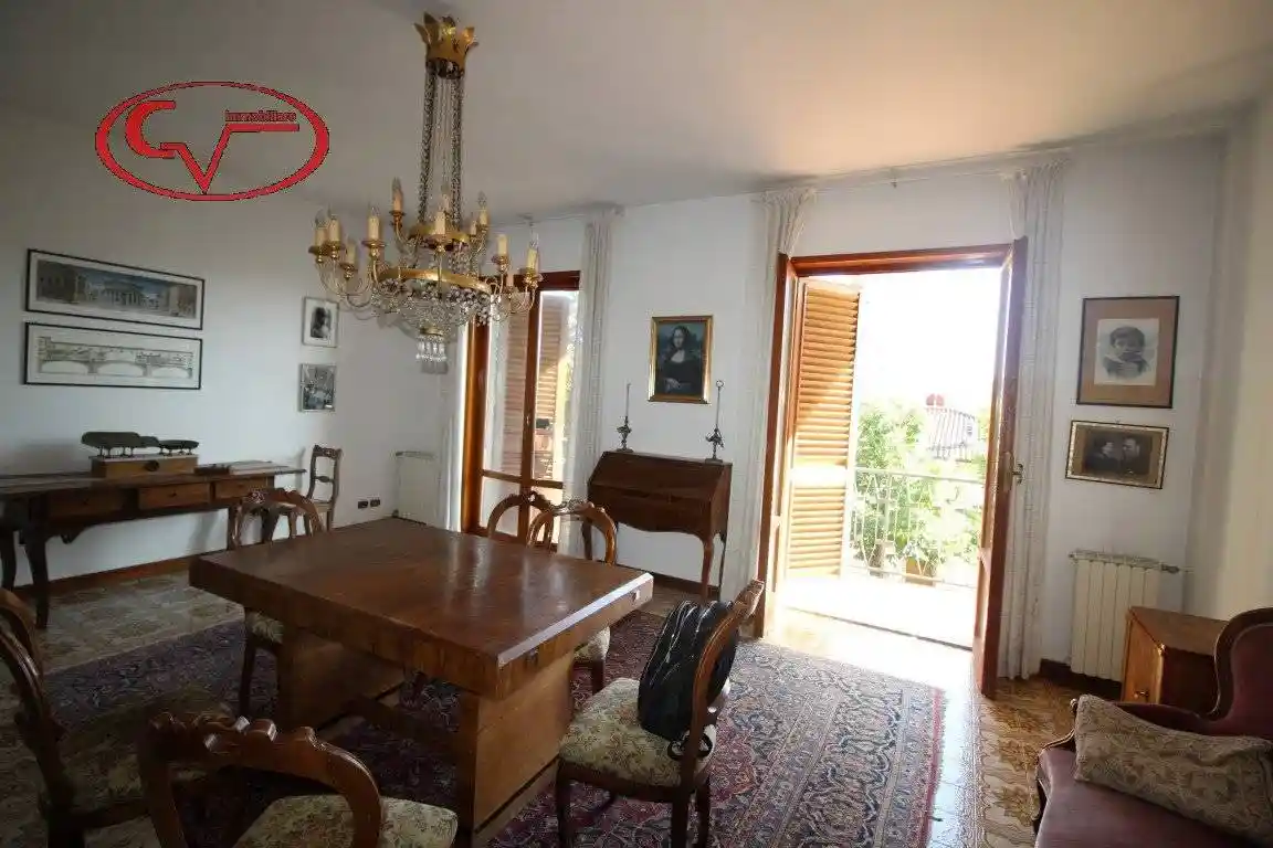 Appartamento in vendita a Laterina Pergine Valdarno