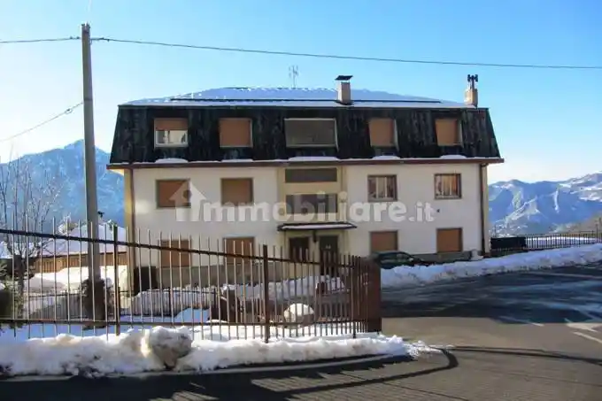 Appartamento in vendita a Dossena