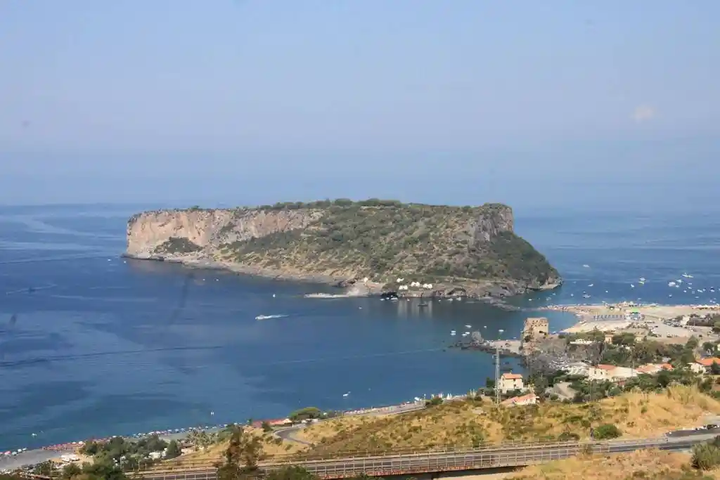 Villa unifamiliare viale Gregorio Medugno, San Nicola Arcella - foto 2