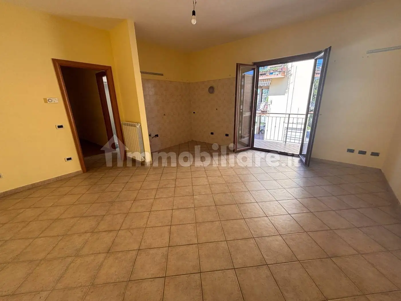 Appartamento in affitto a Faleria