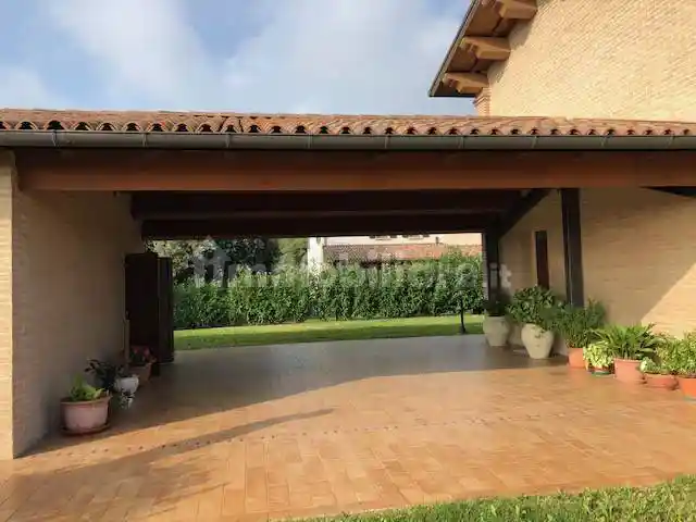 Villa in vendita a Faenza