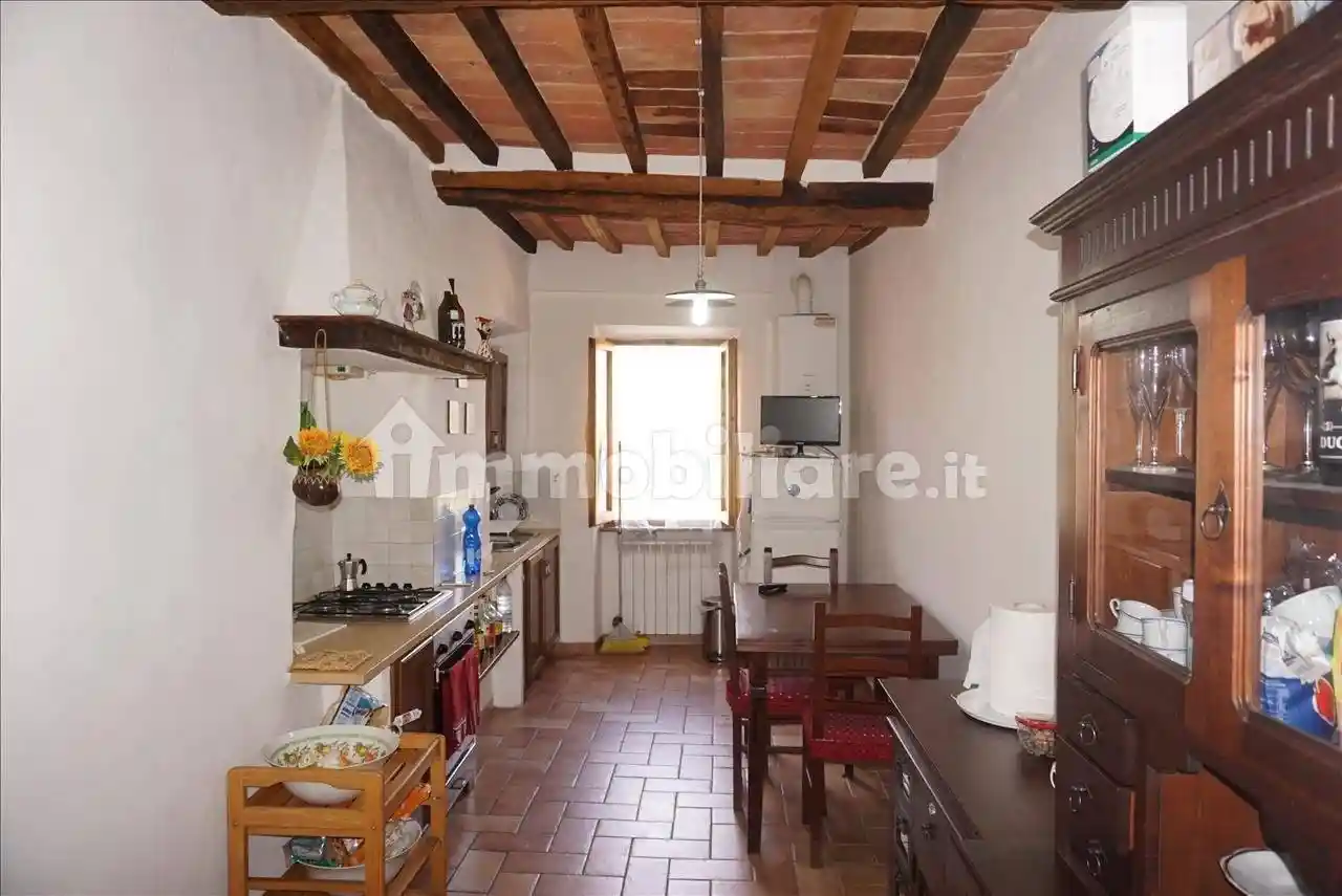 Appartamento in vendita a Sinalunga