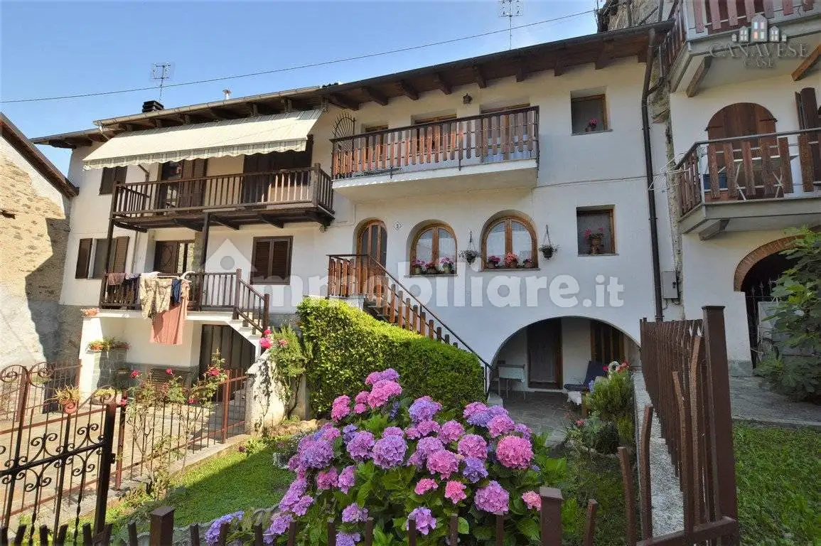 Casa indipendente in vendita a Brosso