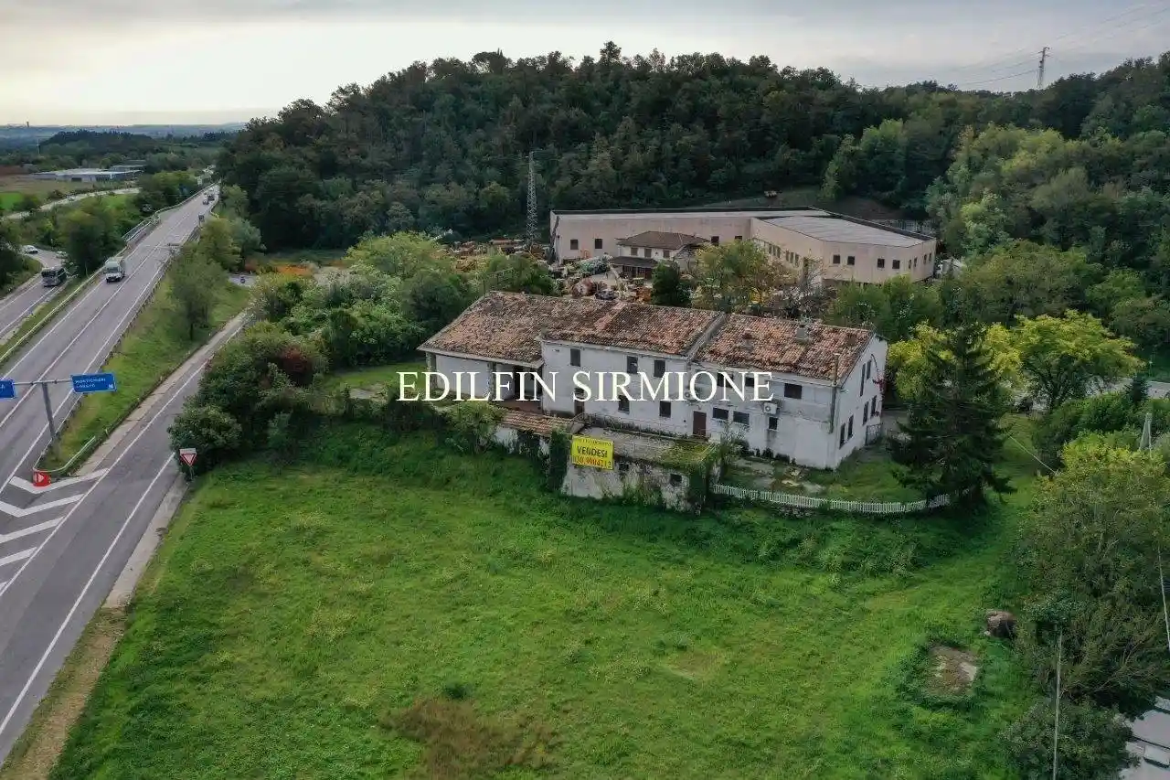 Rustico - Casale in vendita a Lonato del Garda