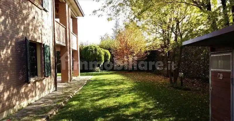 Villa in vendita a Reggio Emilia