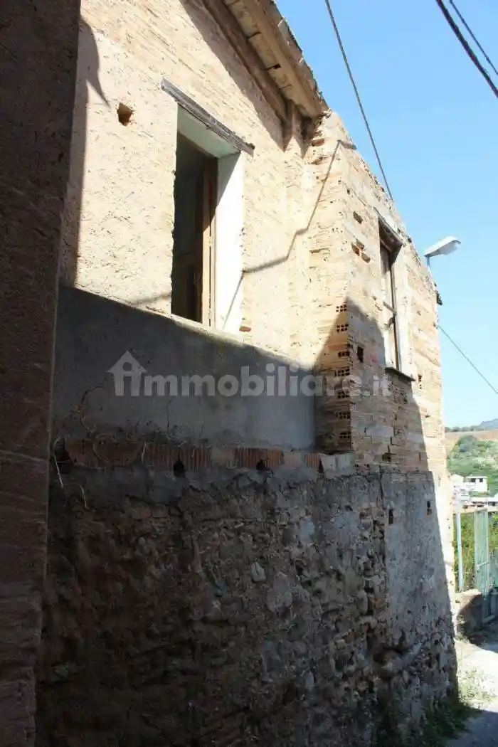 Casa colonica Strada Comunale Villa San Giuseppe Rosalì snc, Catona - Villa San Giuseppe, Reggio Calabria - foto 5