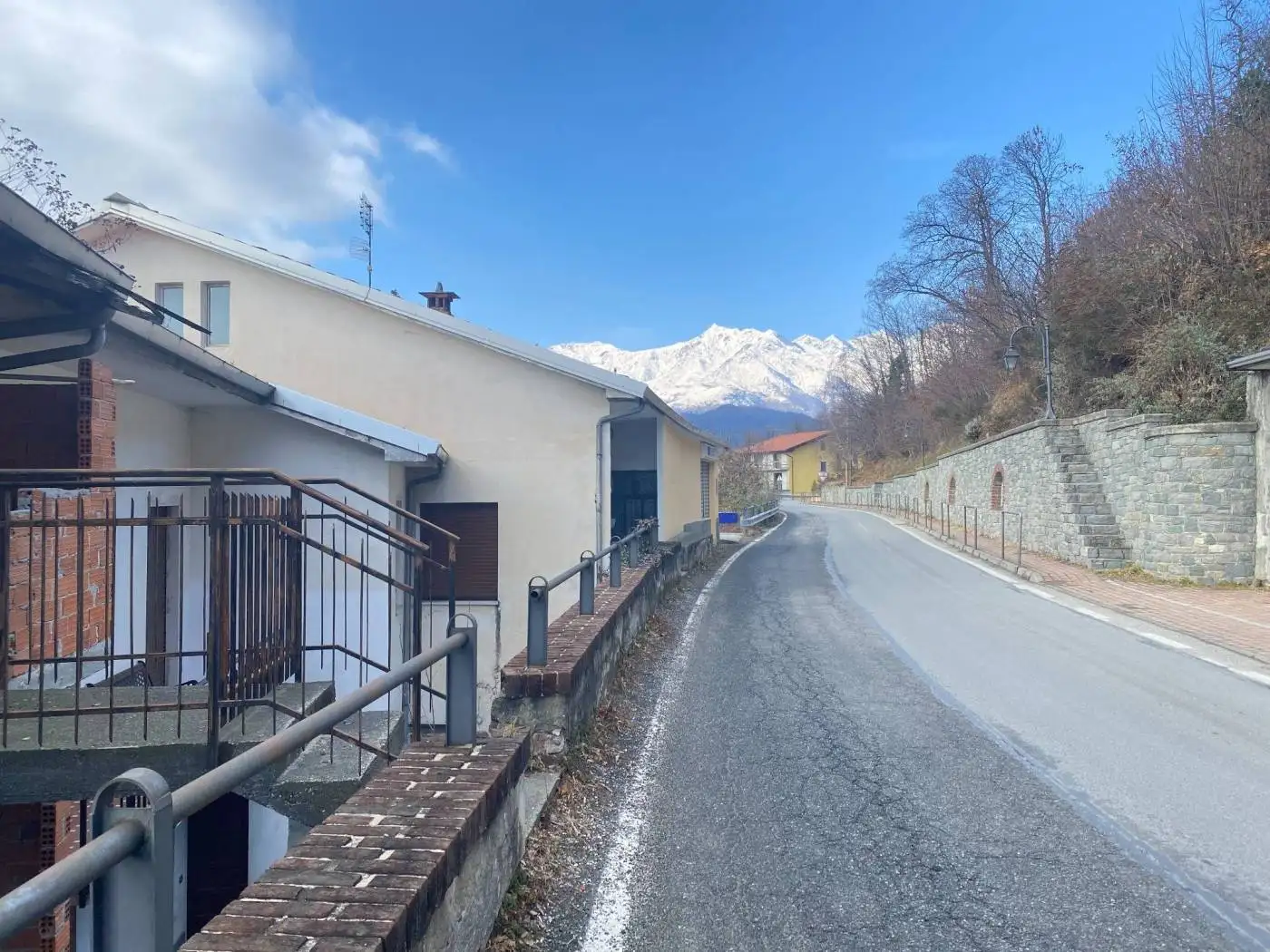 Appartamento in vendita a Val di Chy