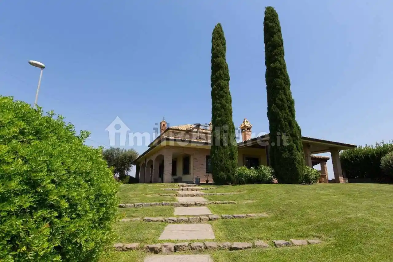 Villa unifamiliare via SARNICO, Dragona, Roma - foto 2